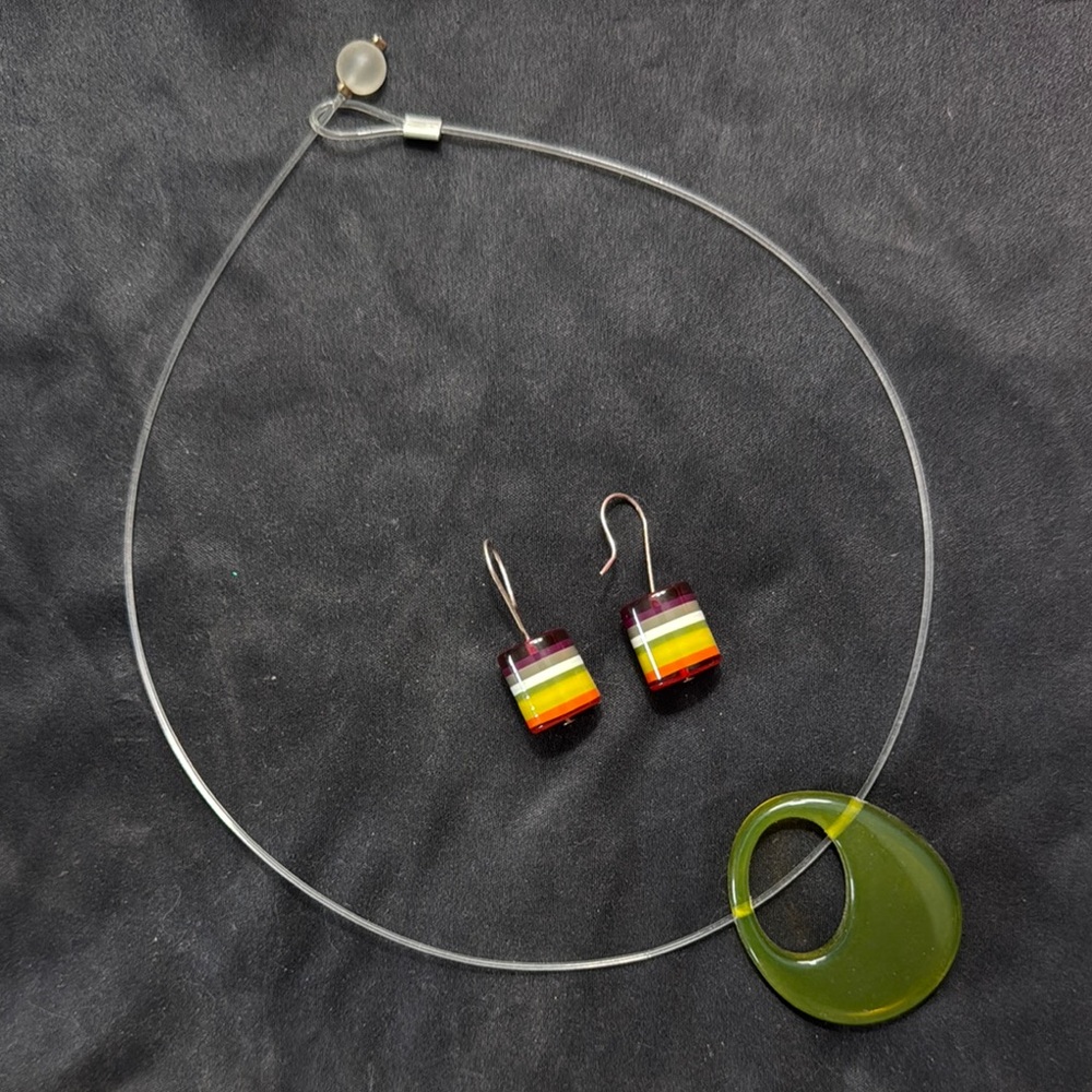 Green and Multicolor Jewelry Set
